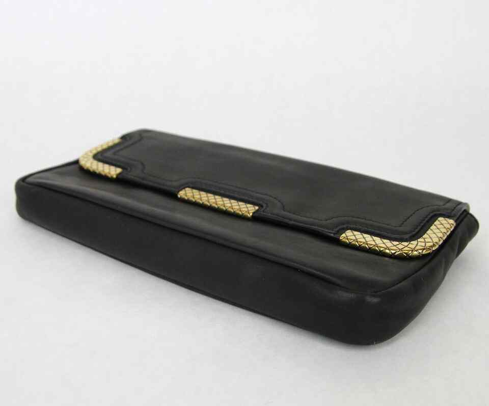 BOTTEGA VENETA Women's Leather Clutch Bag w/Woven Detail