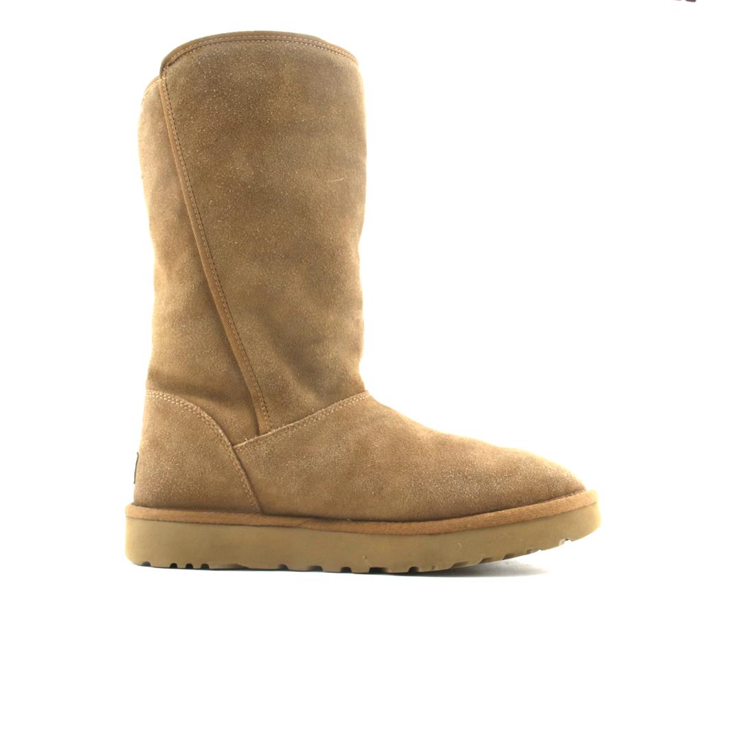 UGG  KELA