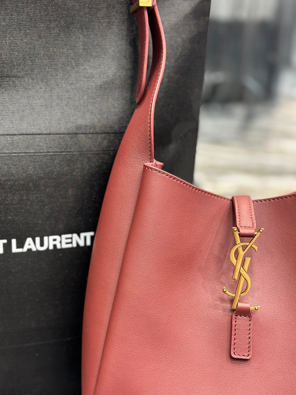 Amelia - YSL Bag - 3969