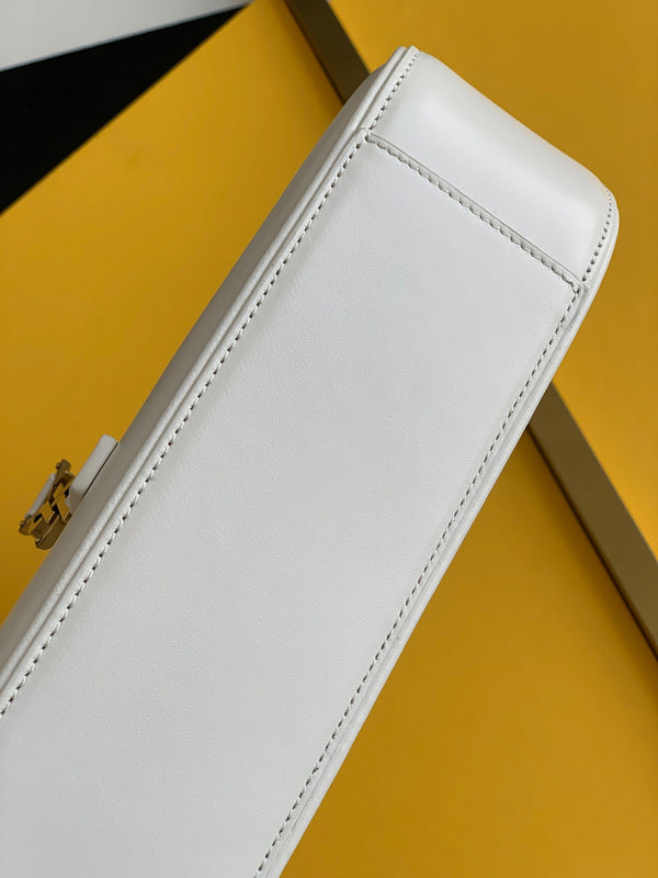 Amelia - YSL Bag - 4125