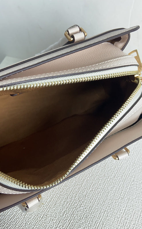 Amelia-i CAH Bags - 101