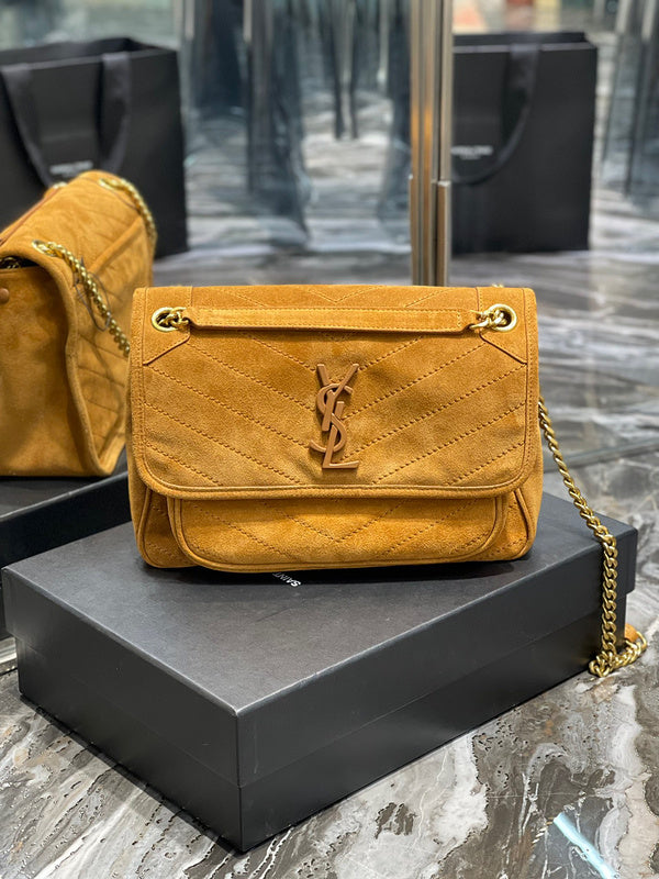 Amelia - YSL Bag - 3900