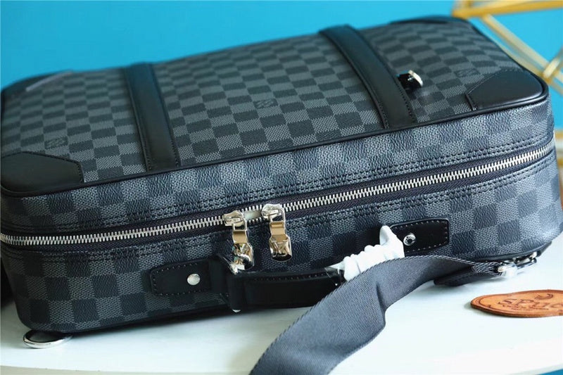Fan Fashion Lu-Vi bags - 9819