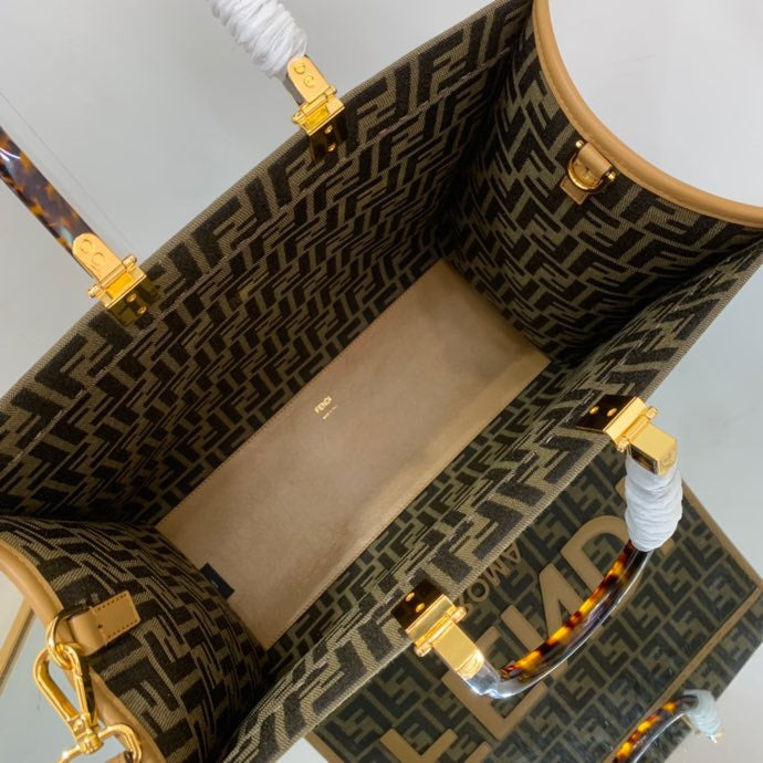 Amelia's Bag Gallery - VAR Bags - 223