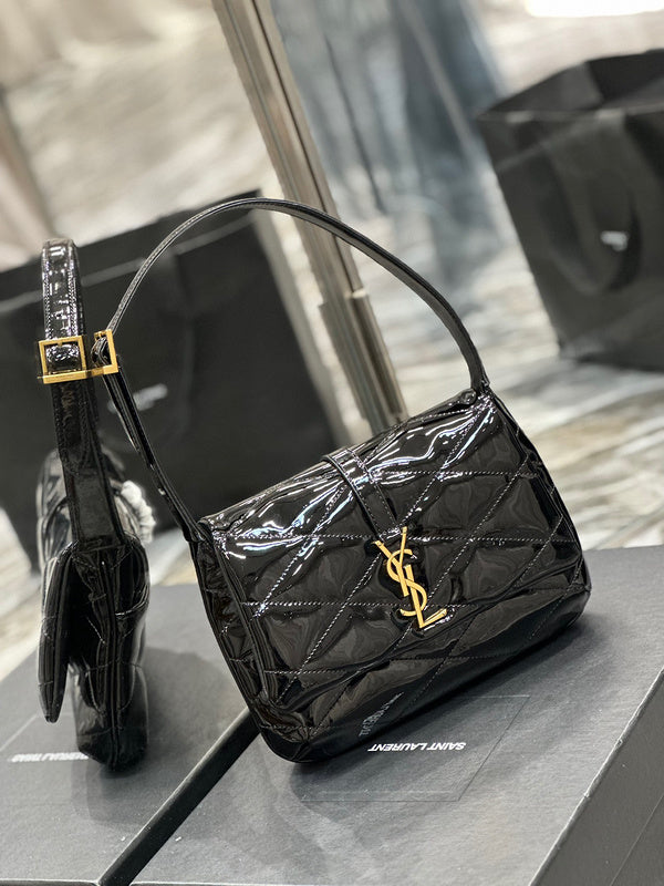 Amelia - YSL Bag - 1763