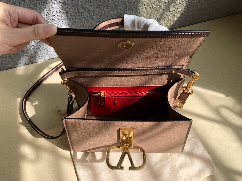 Amelia's Bag Gallery - VEL Bags - 612
