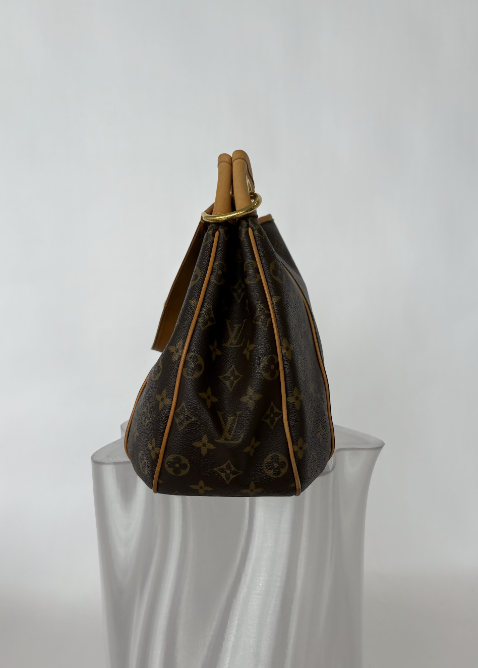 Louis Vuitton Galliera PM in Monogram Canvas