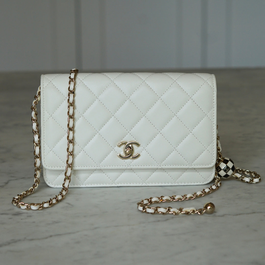 CHANEL WALLET ON CHAIN