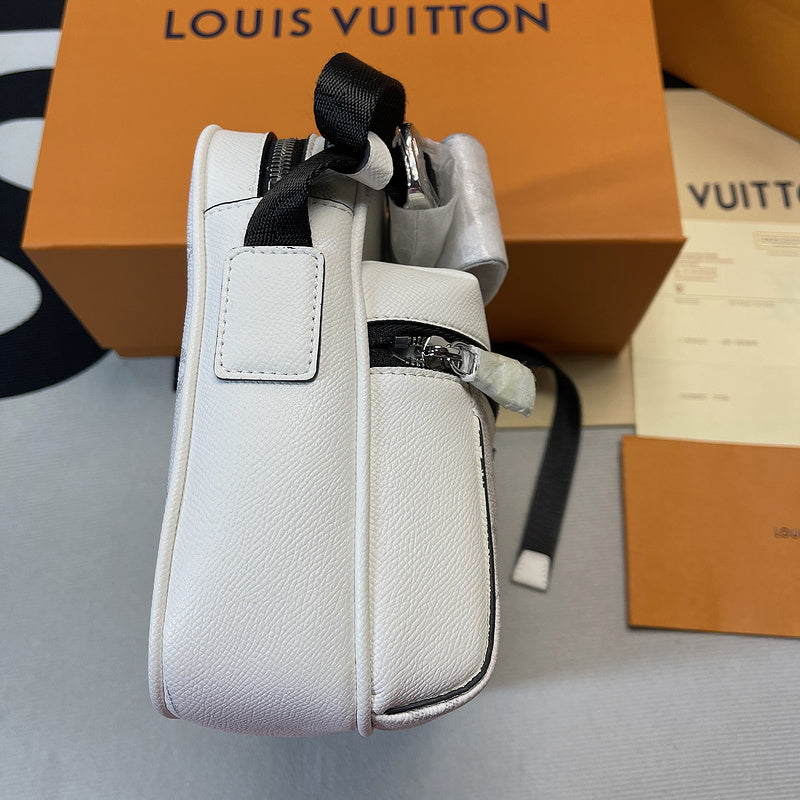 Fan Fashion Lu-Vi bags - 10452