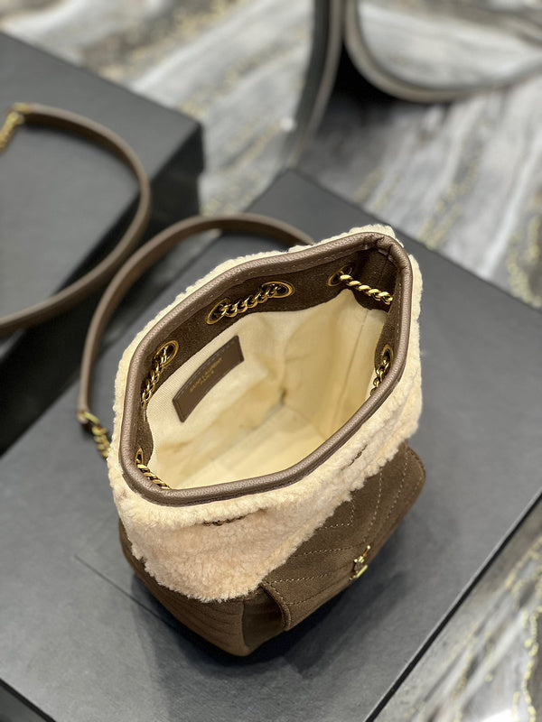 Amelia - YSL Bag - 3927