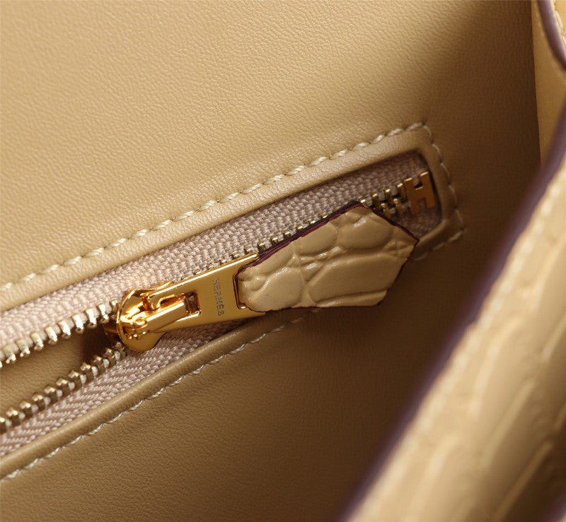 LO - HMS Luxury Bags - 604