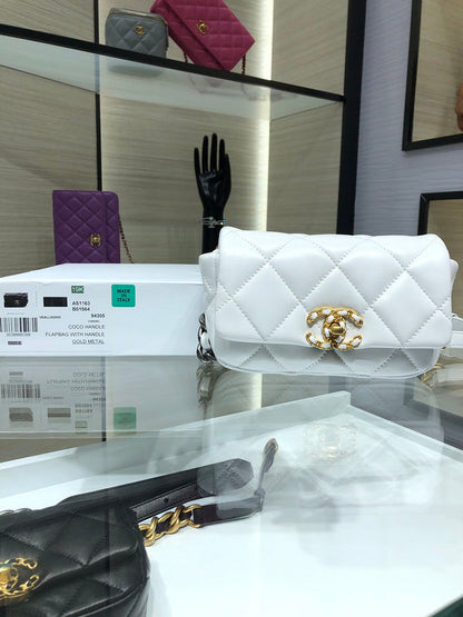 Wellow Bags - Chanel - Bags  - 519