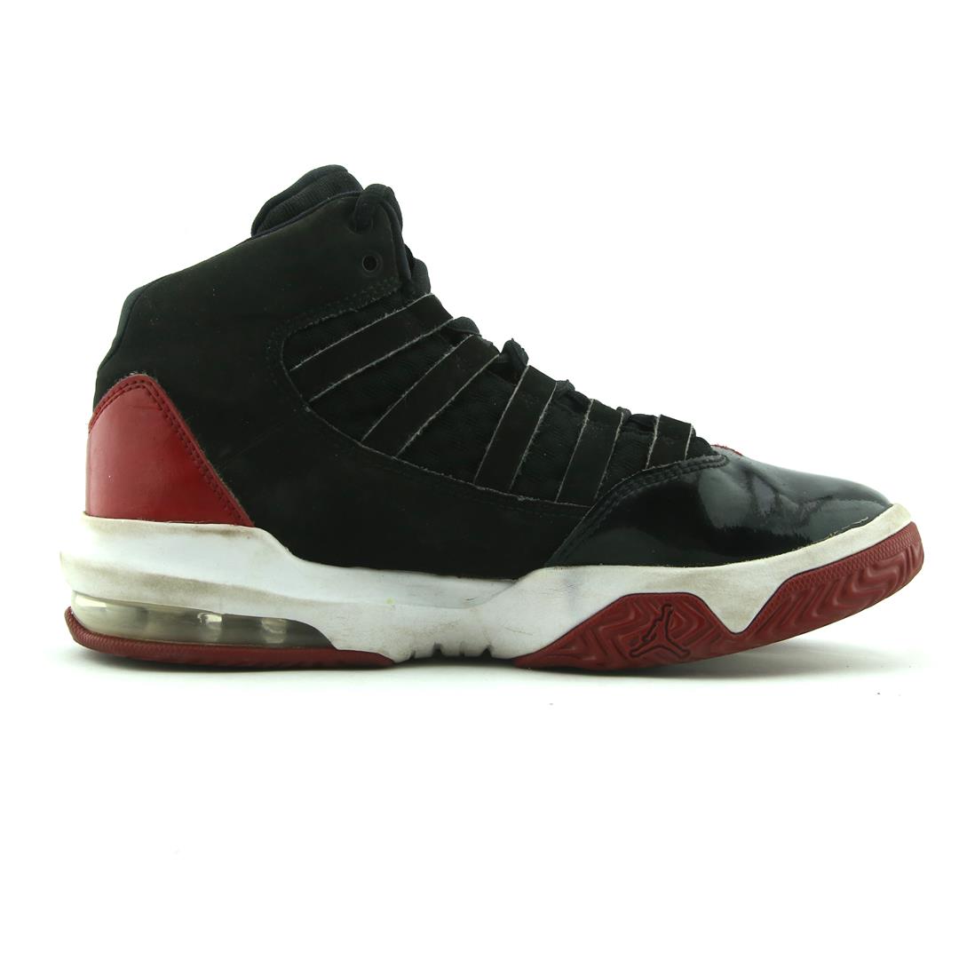 JORDAN MAX AURA