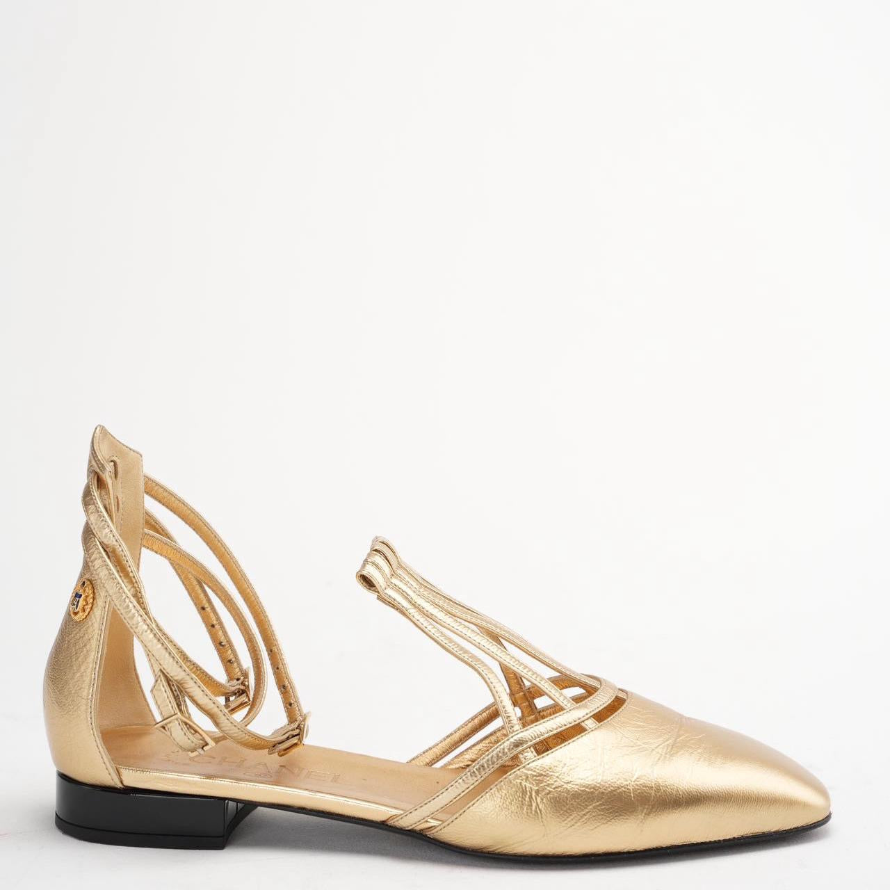 Chanel Gold Metallic Leather Sandals Size 38C