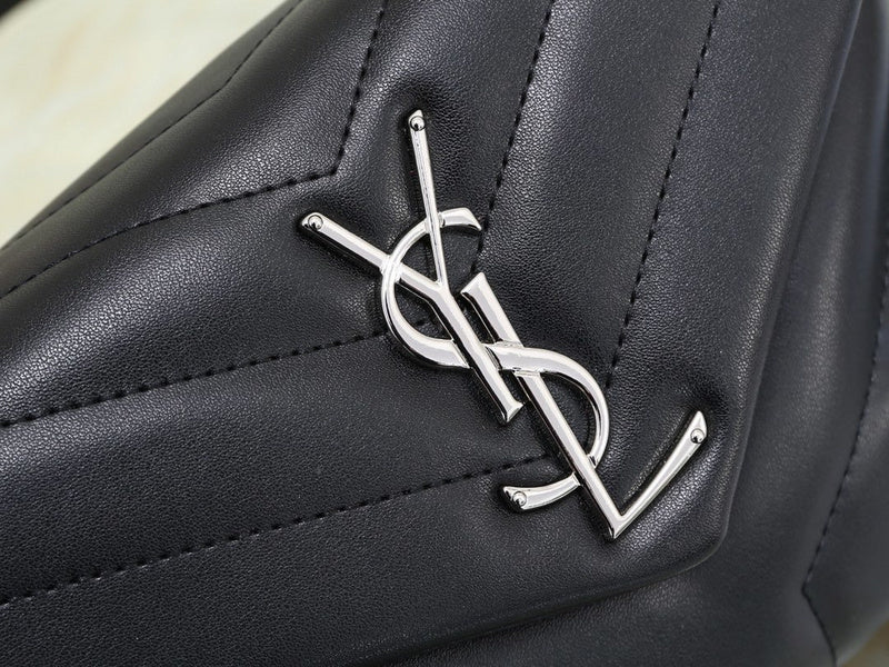 Amelia - YSL Bag - 3540