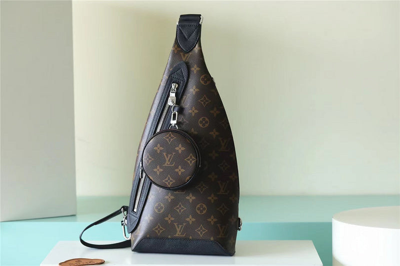 Fan Fashion Lu-Vi bags - 9950
