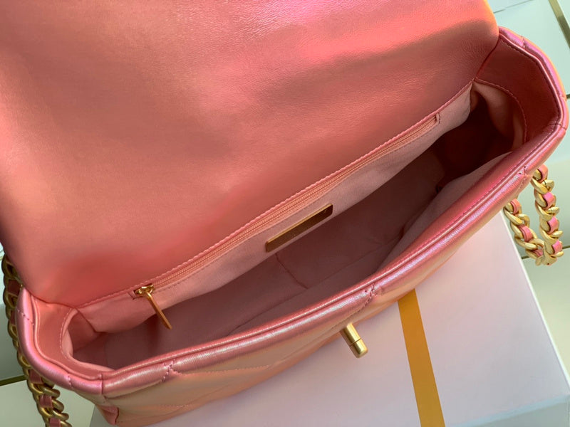 Wellow Bags - Chanel - Bags  - 711