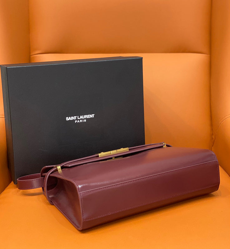 Amelia - YSL Bag - 2082