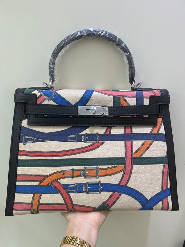 Amelia - HMS Bags - 1725
