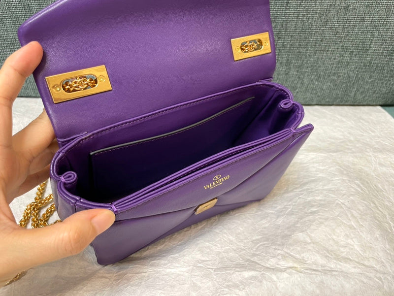 Amelia's Bag Gallery - VEL Bags - 957