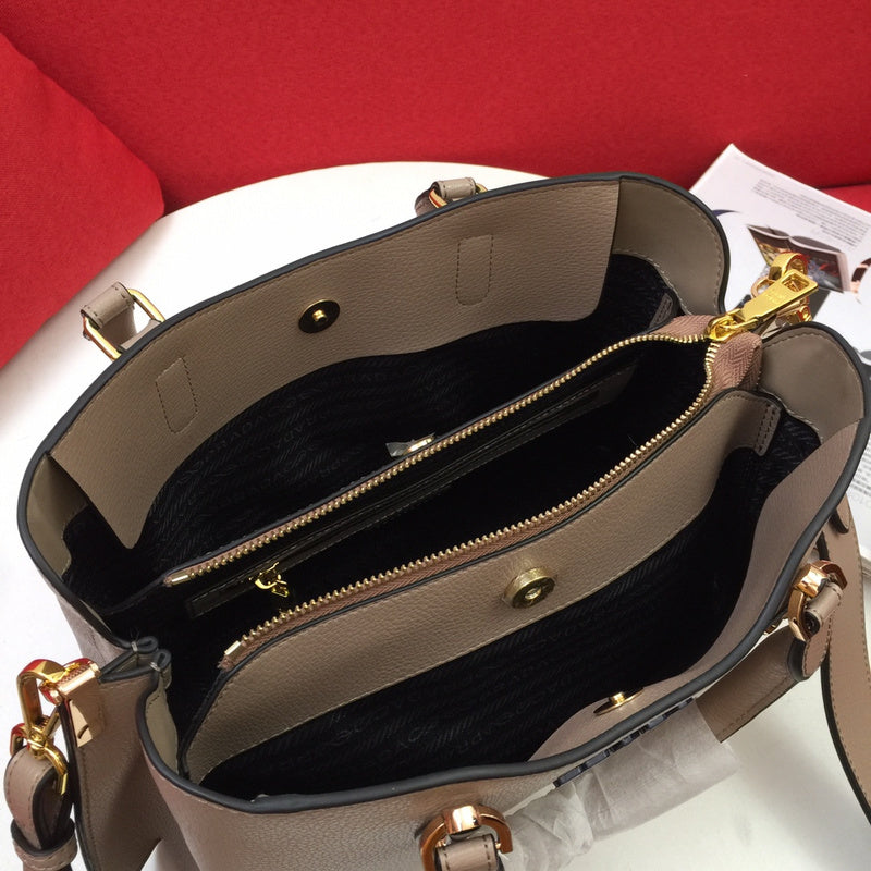 Barnes-Bags - Prada Bags - 976
