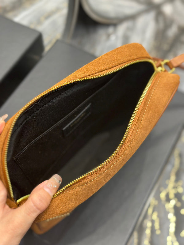 Amelia - YSL Bag - 3901