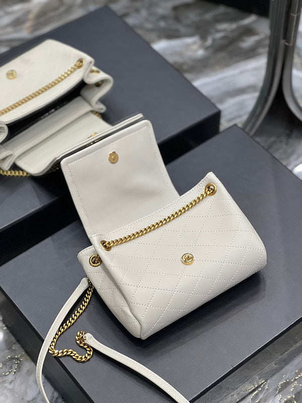 Amelia - YSL Bag - 1973