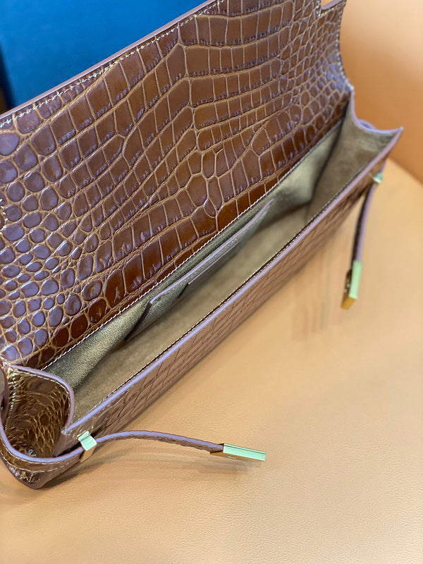 Amelia - YSL Bag - 2371