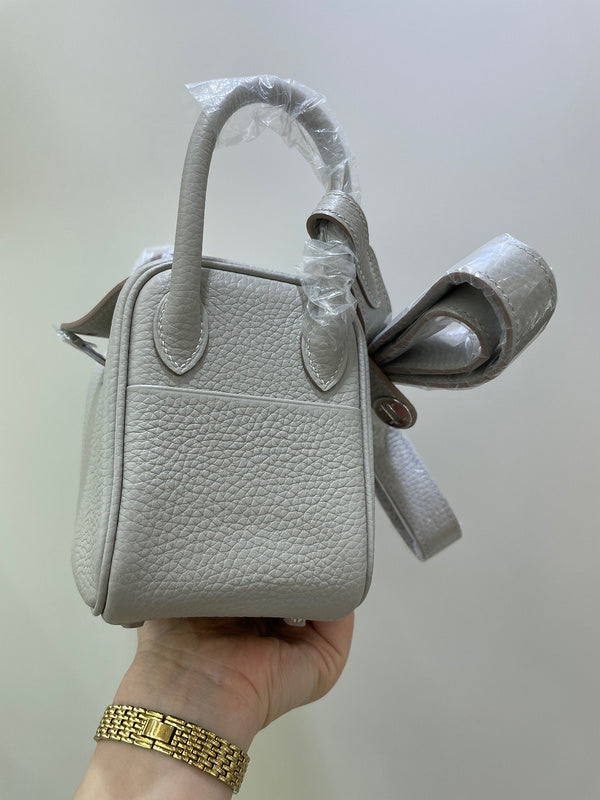 Amelia - HMS Bags - 1732