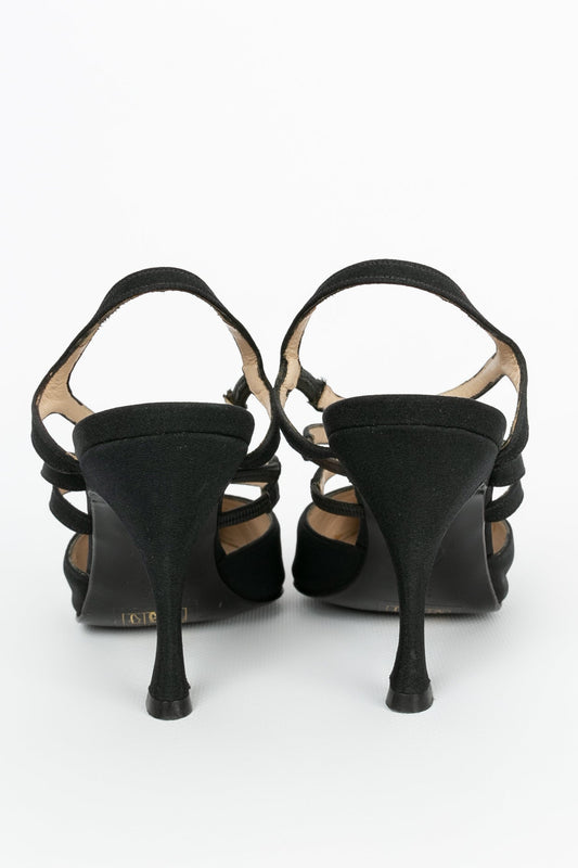 Escarpins noirs Chanel