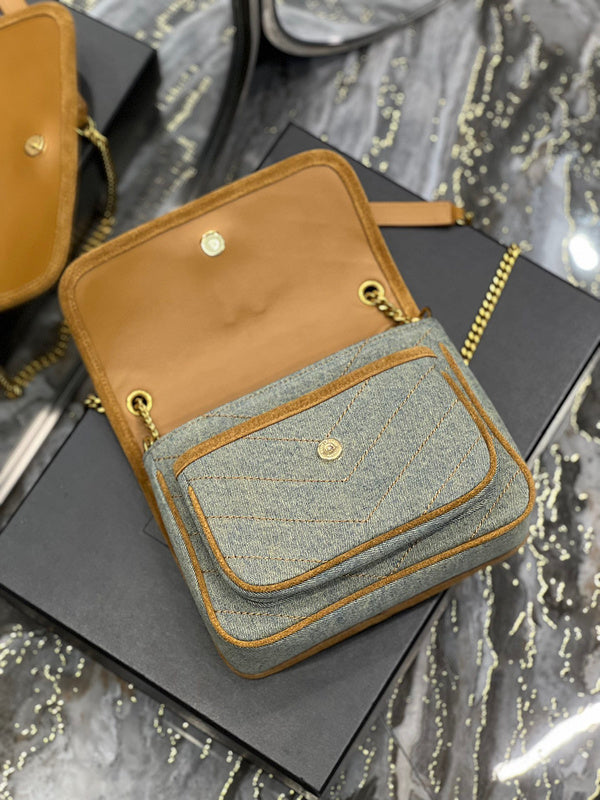 Amelia - YSL Bag - 3961