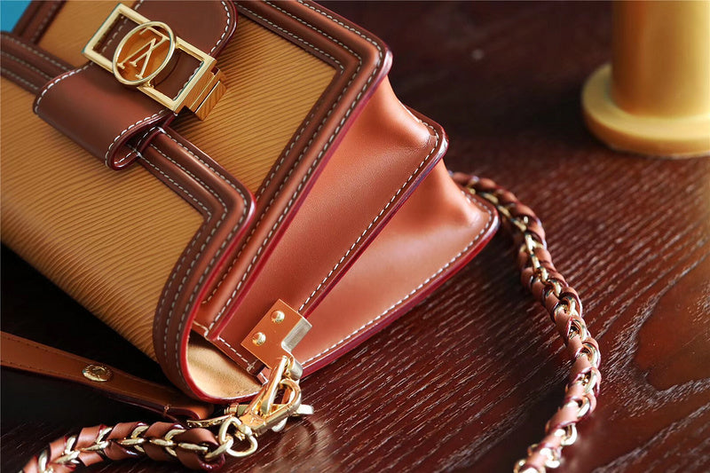Fan Fashion Lu-Vi bags - 8116
