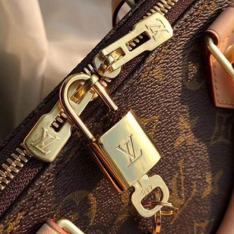 Fan Fashion Lu-Vi bags - 17625