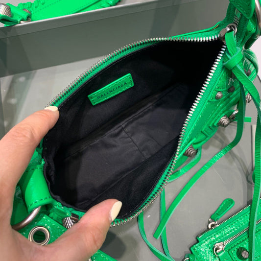 BLN-Ciaga Le Cagole XS Shoulder Bag In Green, For Women,  Bags 10.2in/26Amelia 6713091VG9Y3809