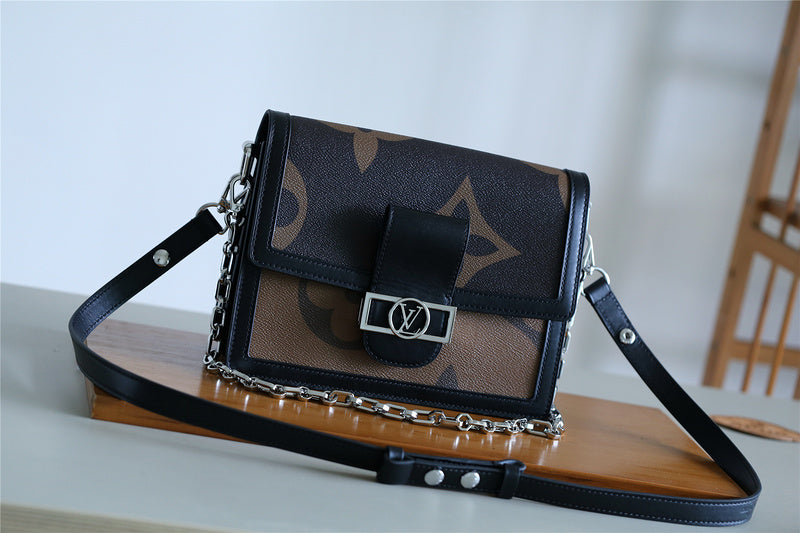 Fan Fashion Lu-Vi bags - 8143
