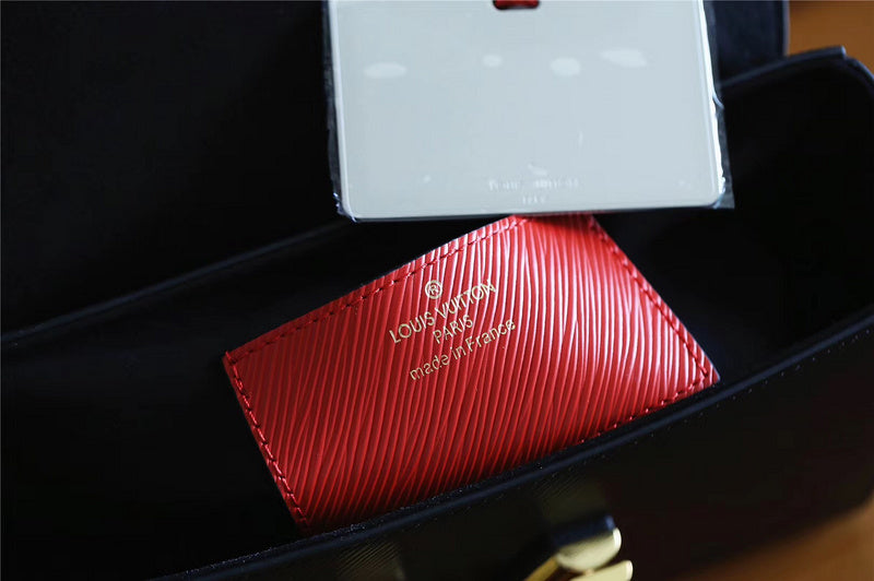Fan Fashion Lu-Vi bags - 8542