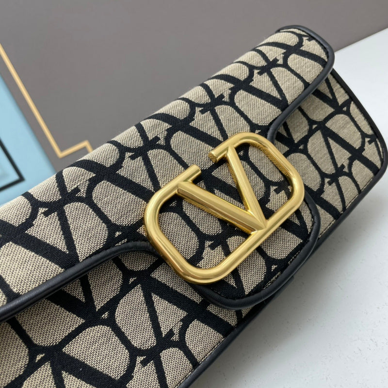 VAL LUXURY BAGS - FOR FASHION LOVERS  AFFORDABLE LUXURY BAGS- 130