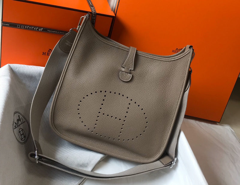 Amelia- HMS-Bags - 1234