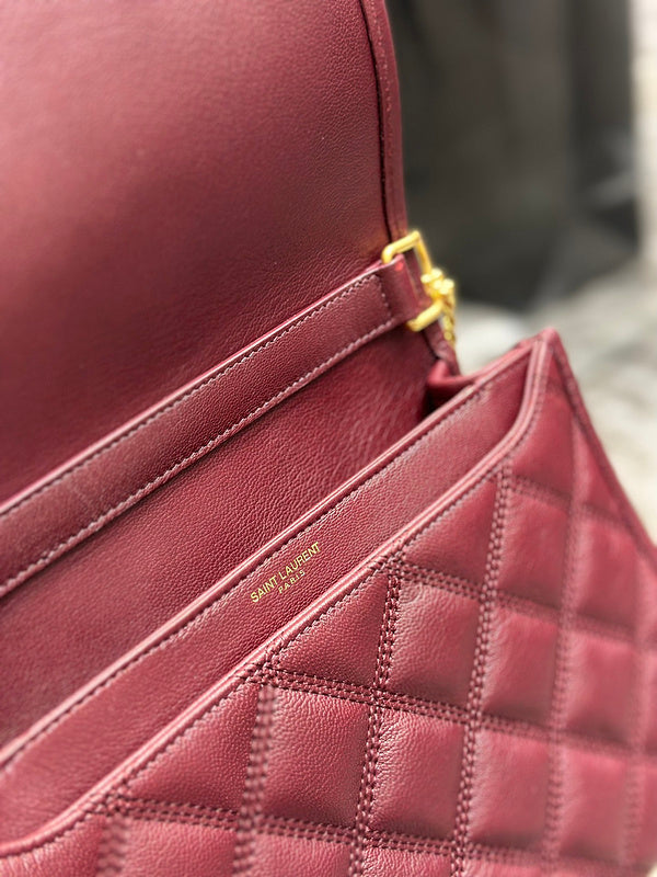 Amelia - YSL Bag - 2472