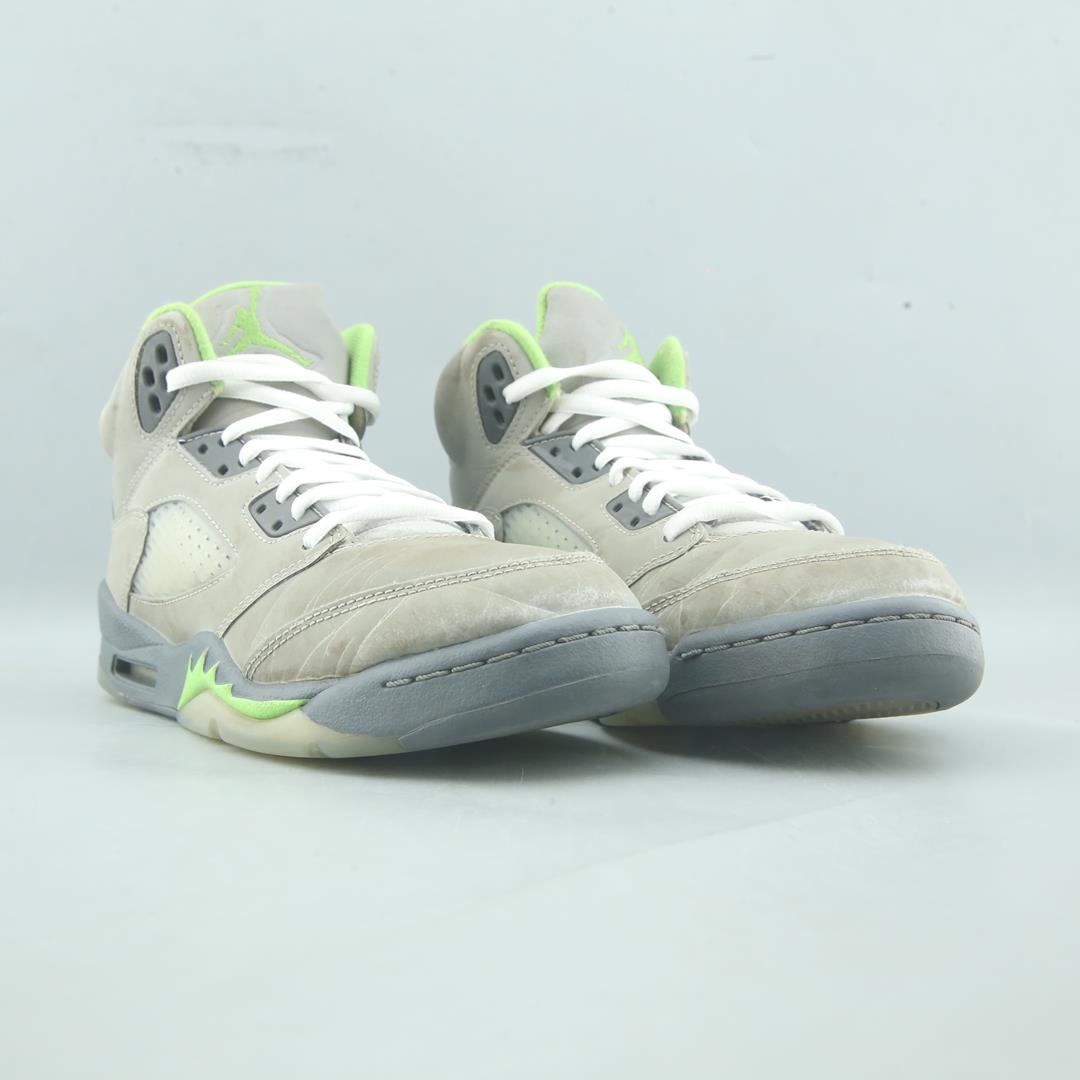 JORDAN  5 RETRO