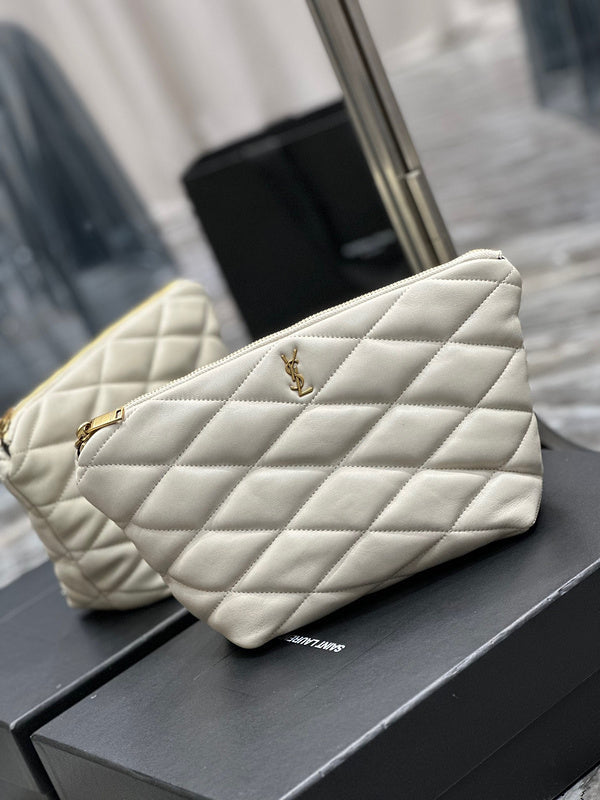 Amelia - YSL Bag - 3995