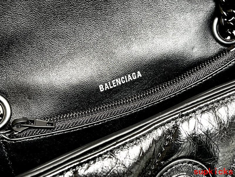 Amelia- BG Hourglass Bags - 060