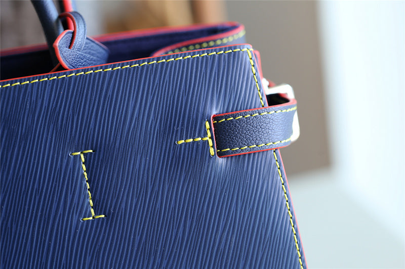 Fan Fashion Lu-Vi bags - 8424