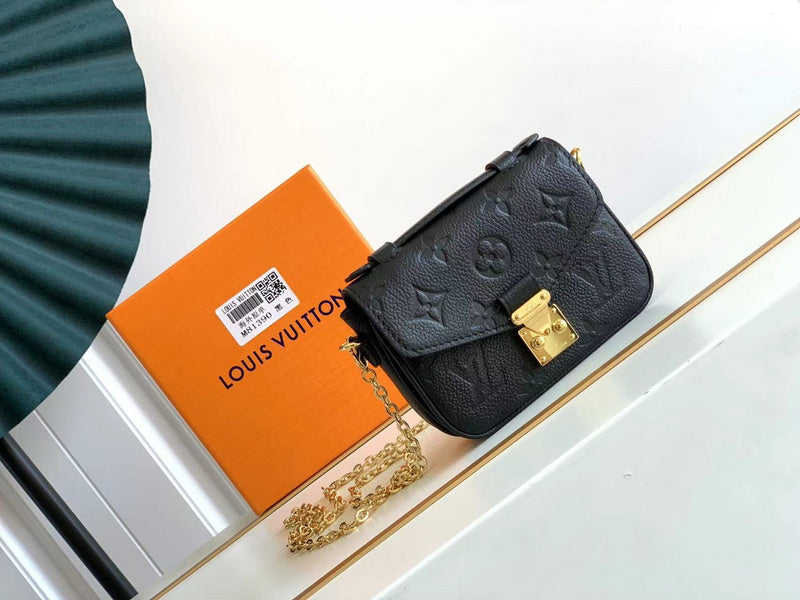 Fan Fashion Lu-Vi Bags - 16771