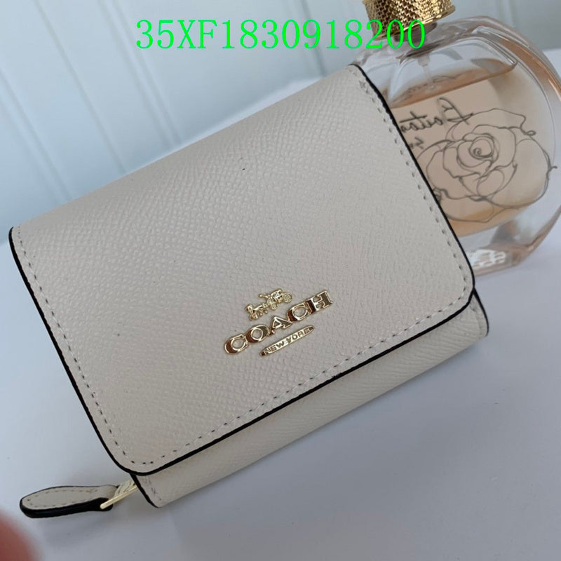 Amelia - CAH Wallet - 080