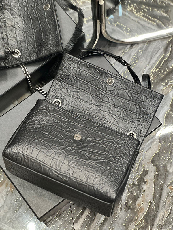 Amelia - YSL Bag - 1958