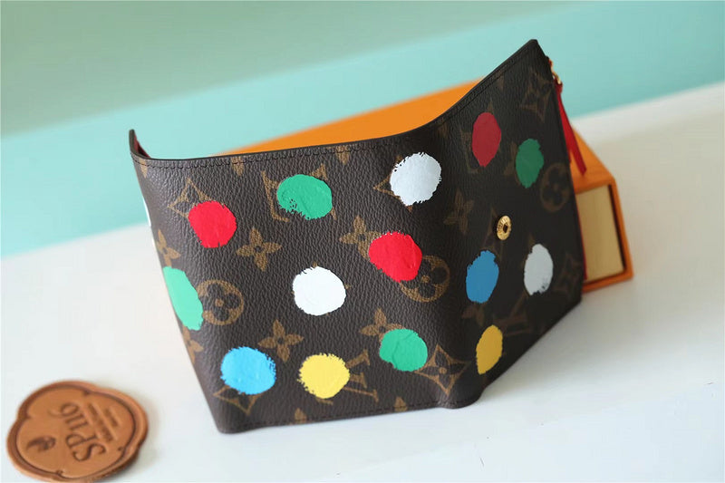 Fan Fashion Lu-Vi bags - 8778