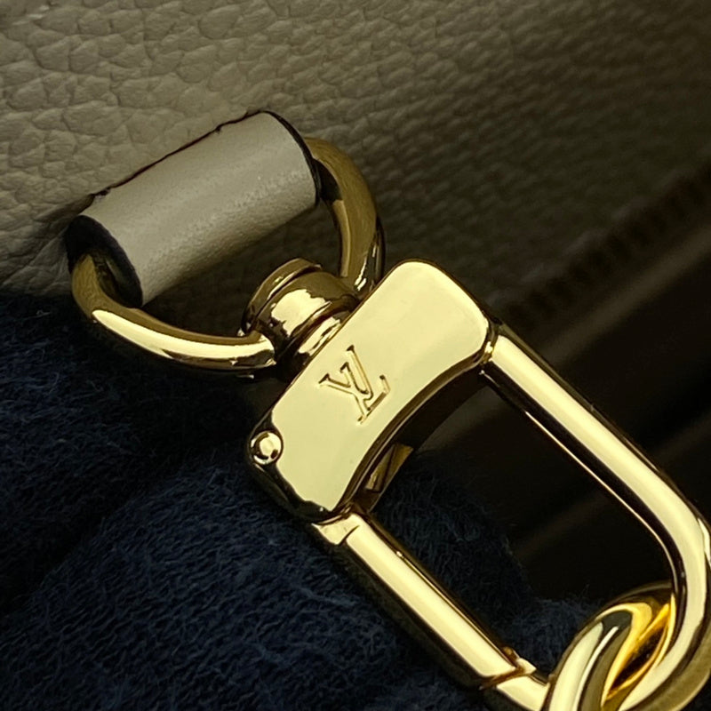 Fan Fashion Lu-Vi bags - 17705