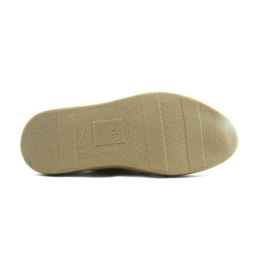 ZARA. .