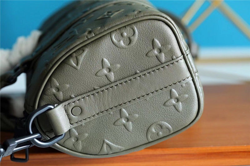Fan Fashion Lu-Vi bags - 9437